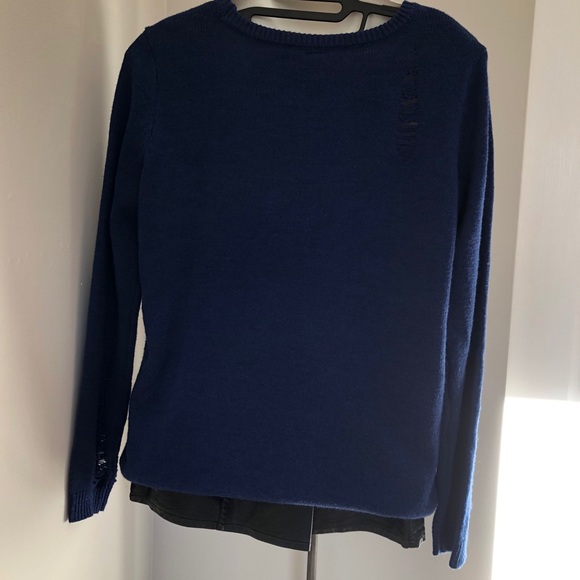 Hot Topic Sweater size XL - Picture 5 of 6